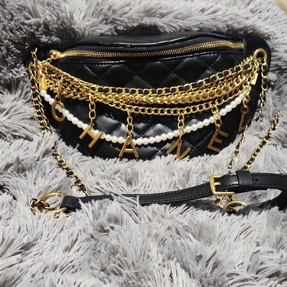Black Quilted Crossbody with Gold Chains
